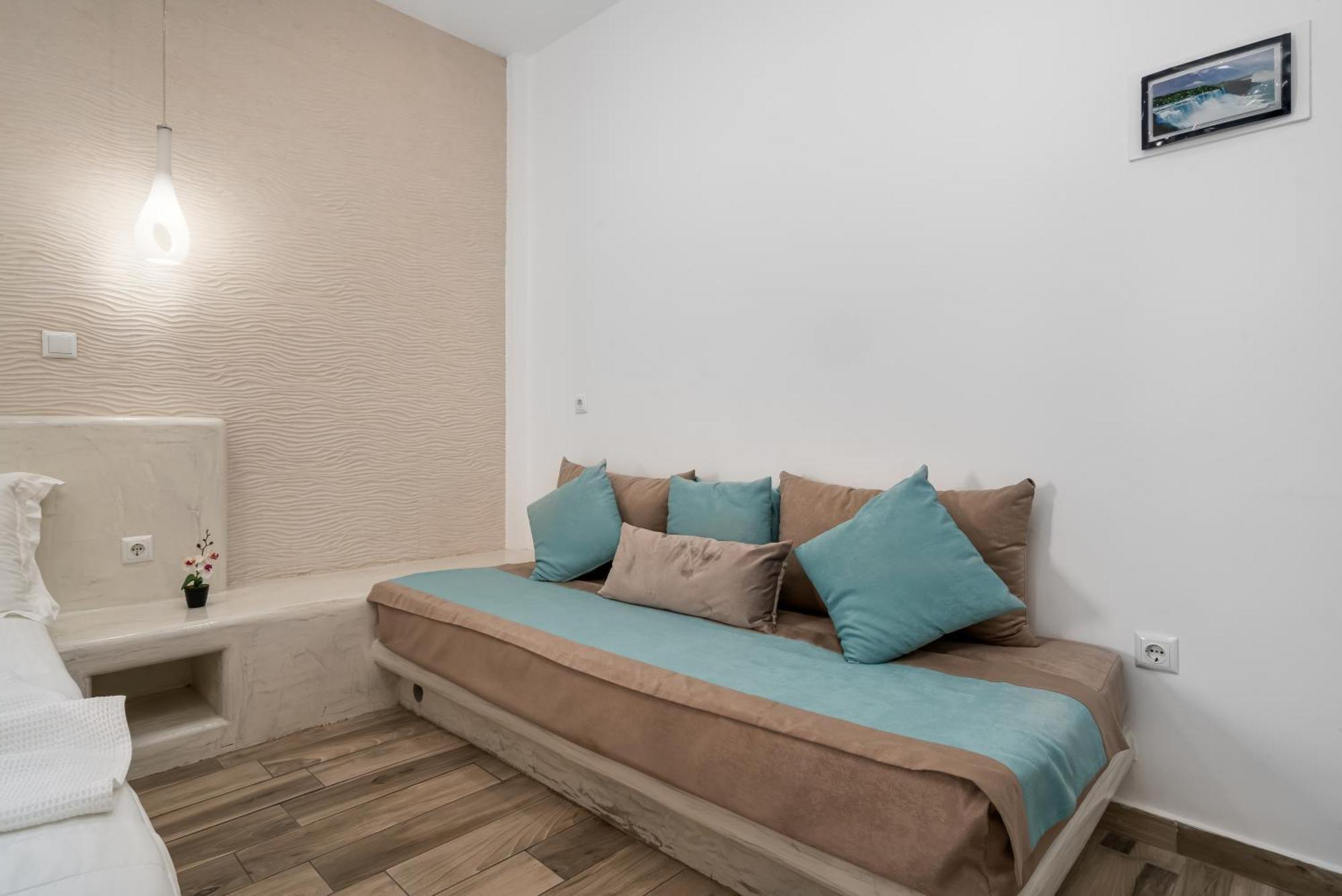 Oasis Suites Fira Exterior photo